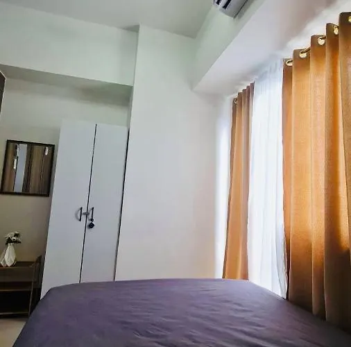 Views Fame Residences
