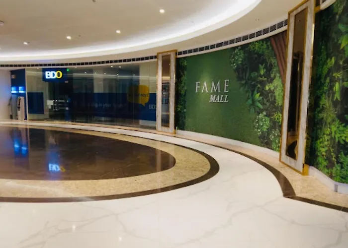 Views Fame Residences 4* Manila